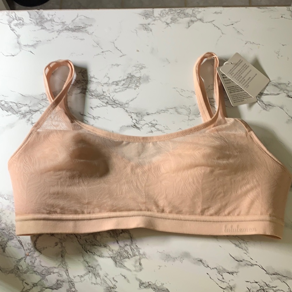 Lululemon bra